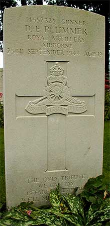 David E. Plummer - Headstone 1