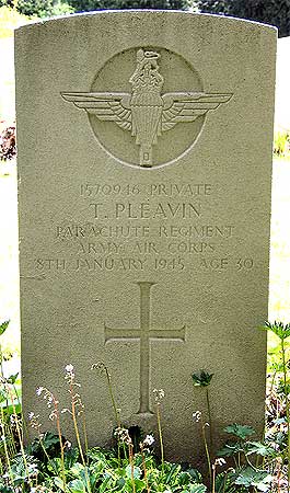 Thomas Pleavin - Headstone 1
