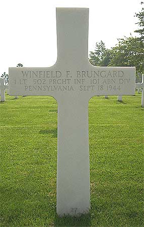 Winfield F. Brungard - Headstone 1