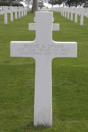Bennie S. Upton - Headstone 1