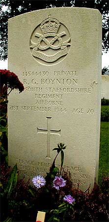 Richard G. Boynton - Headstone 1