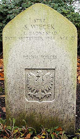 Stanislaw Wiecek - Headstone 1