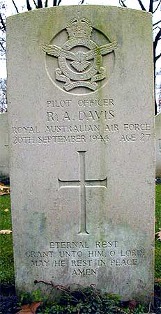 Reginald A. Davis - Headstone 1